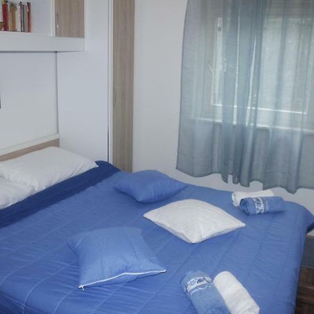 Apartman Jadranka Njivice Exterior photo